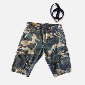 Woodland, camo, army style cargo shorts, torne stylish pattern, size 32